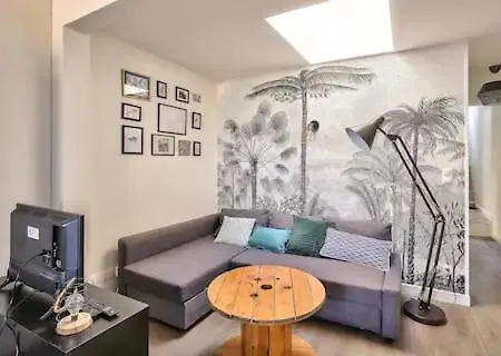 Διαμέρισμα L'amie'nois - 6 Couchages - Jardin - Wifi *